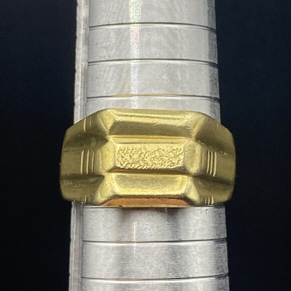 Men's Signet Ring  Vintage Size 11 Gold Tone Wide 12 mm 11 grams LOOK - Picture 7 of 14